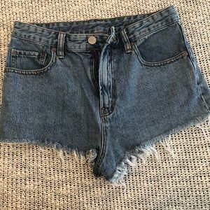 29W cheeky super high rise BDG shorts